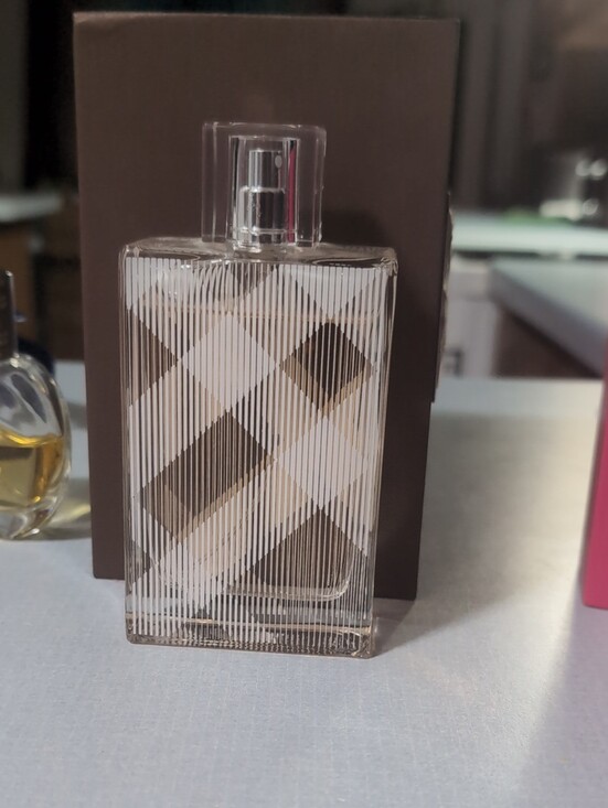 Burberry Other - Burberry Clear Glass Check-Pattern Accent Bottle - White & Brown